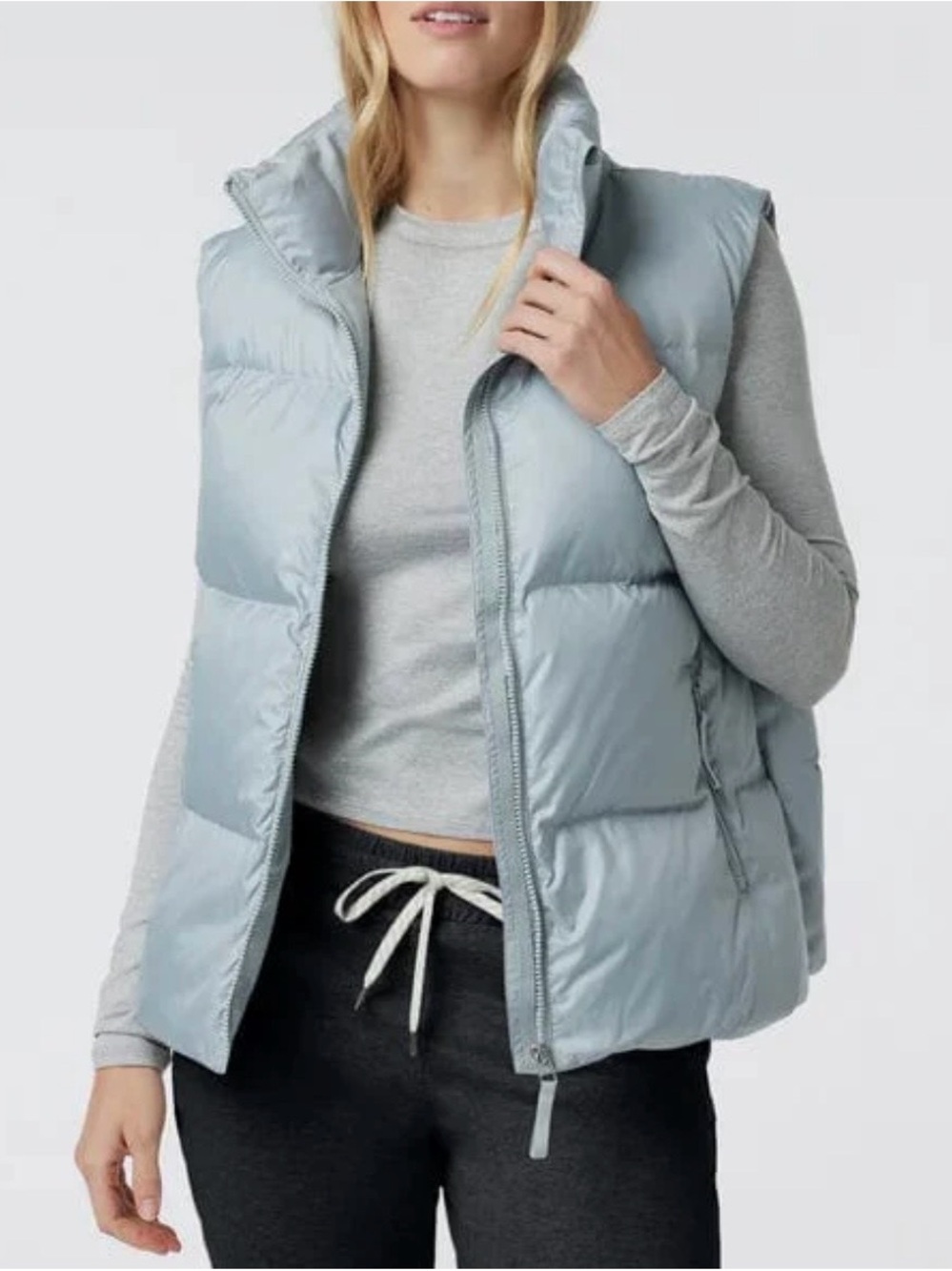 Vuori Hillside Down Puffer Vest Women’s X-Small Chalk Blue Full Zip Insulated